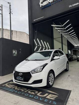 HYUNDAI HB20 1.0 COMFORT PLUS 12V FLEX 4P MANUAL
